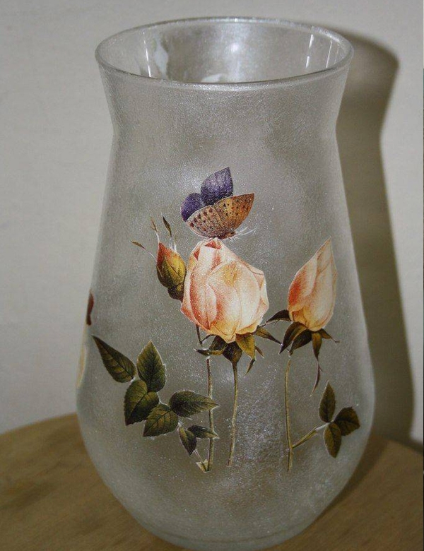 Стеклянные шедевры – как создавать декор из стекла с помощью декупажа